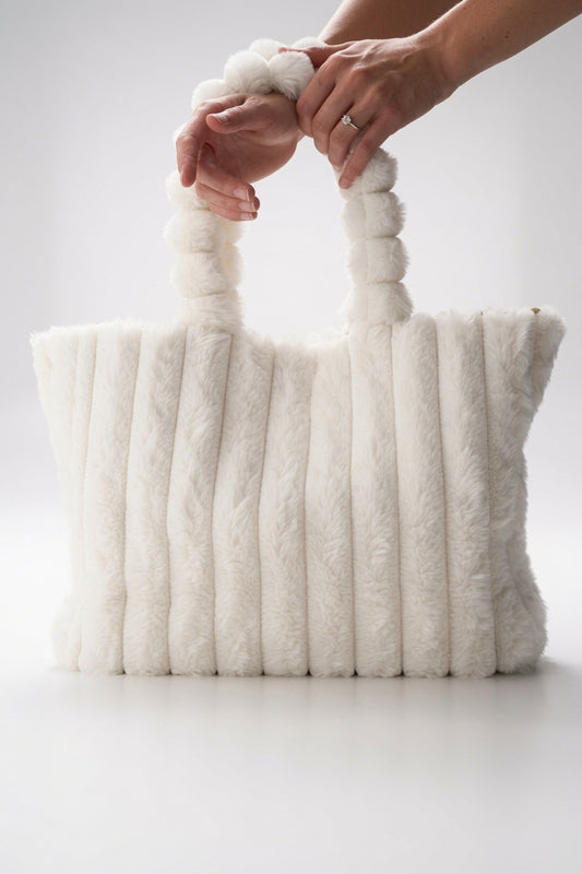 Cremeweiße Plüsch-Handtasche