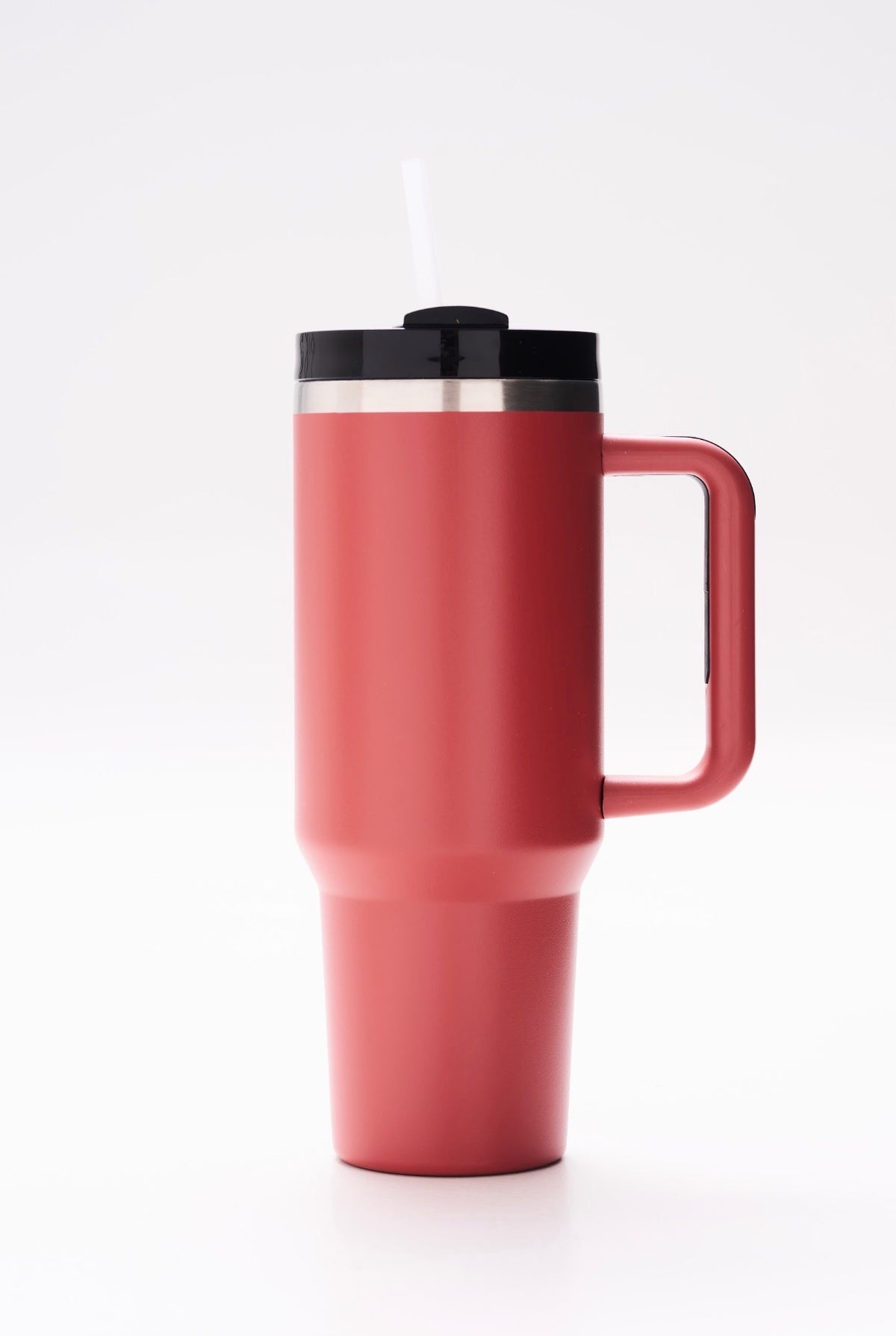 Isolierter Thermobecher mit Strohhalm – Korall
