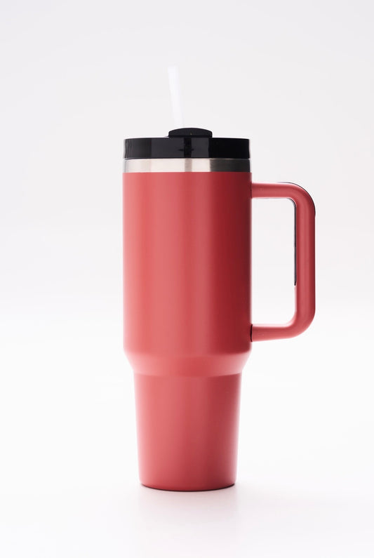Isolierter Thermobecher mit Strohhalm – Korall